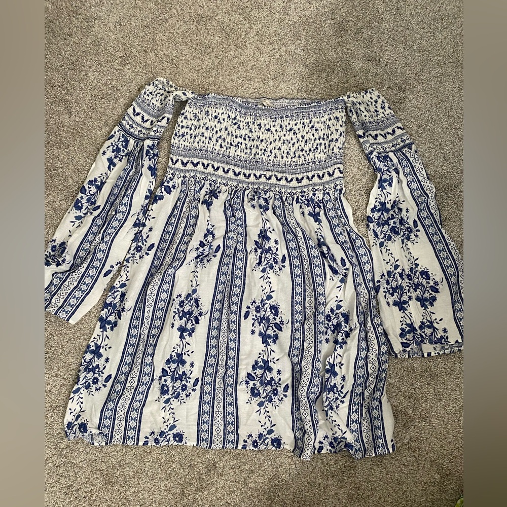 Accepting offers- Blue and White Off-Shoulder Floral Peasant Tunic
